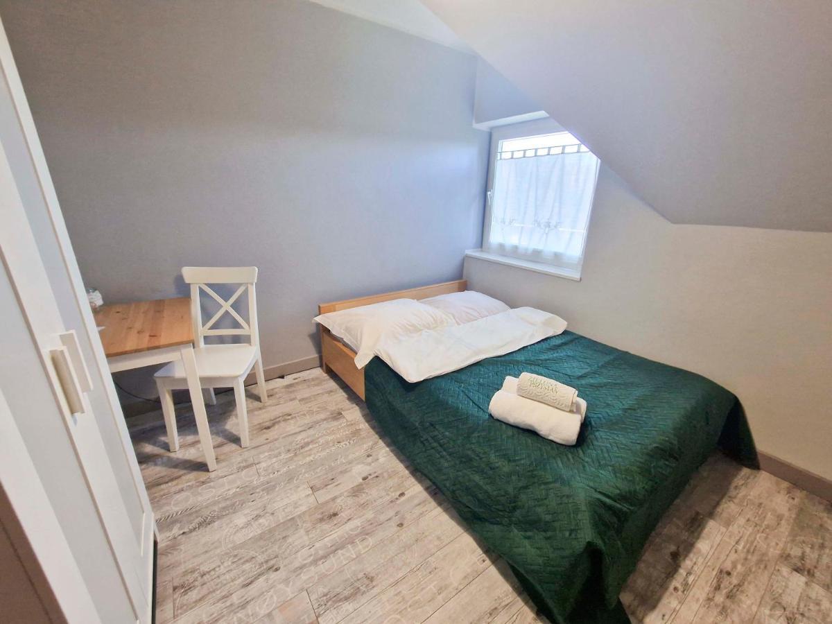 Zielona Przystan Hotel Manasterz Luaran gambar