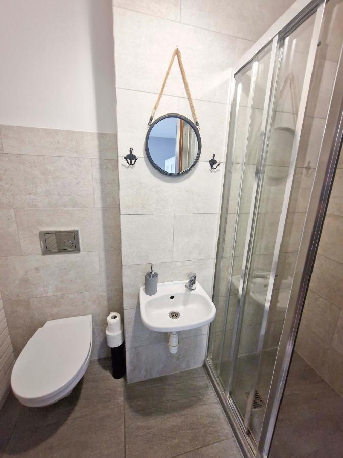 Zielona Przystan Hotel Manasterz Luaran gambar
